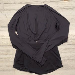 lululemon long-sleeved black top